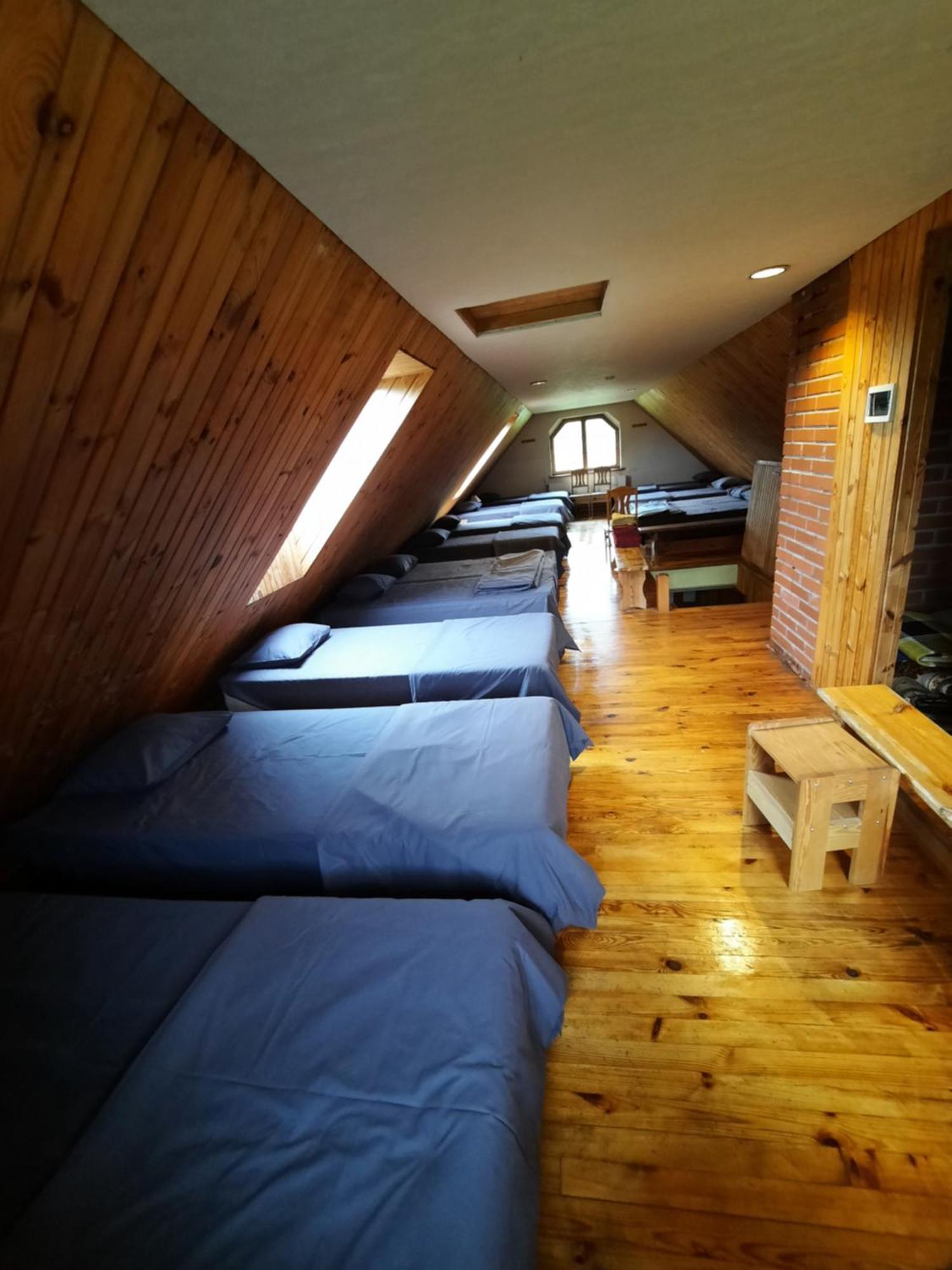 Hotel Jaun-Ievinas Rauna Esterno foto