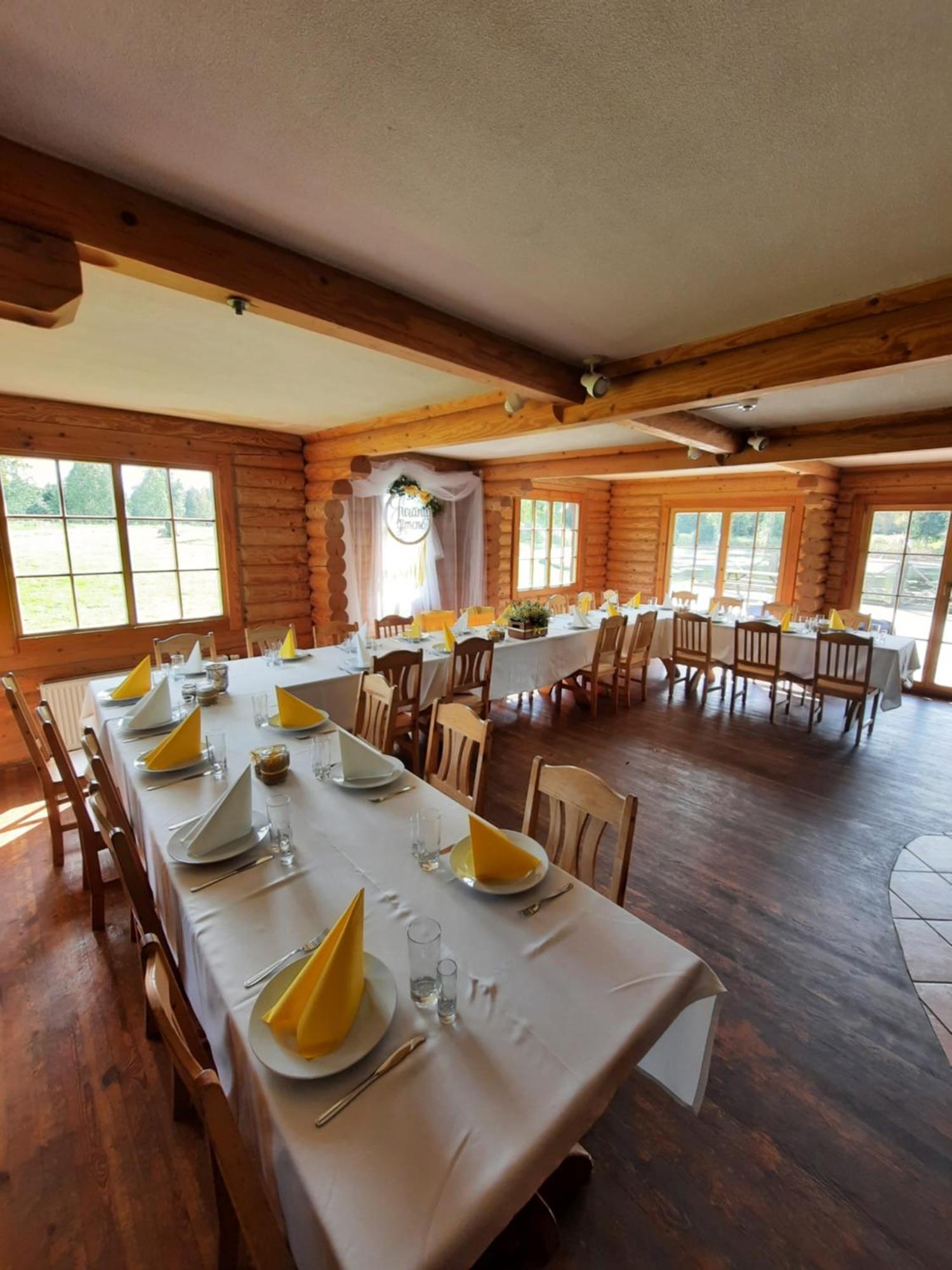 Hotel Jaun-Ievinas Rauna Esterno foto